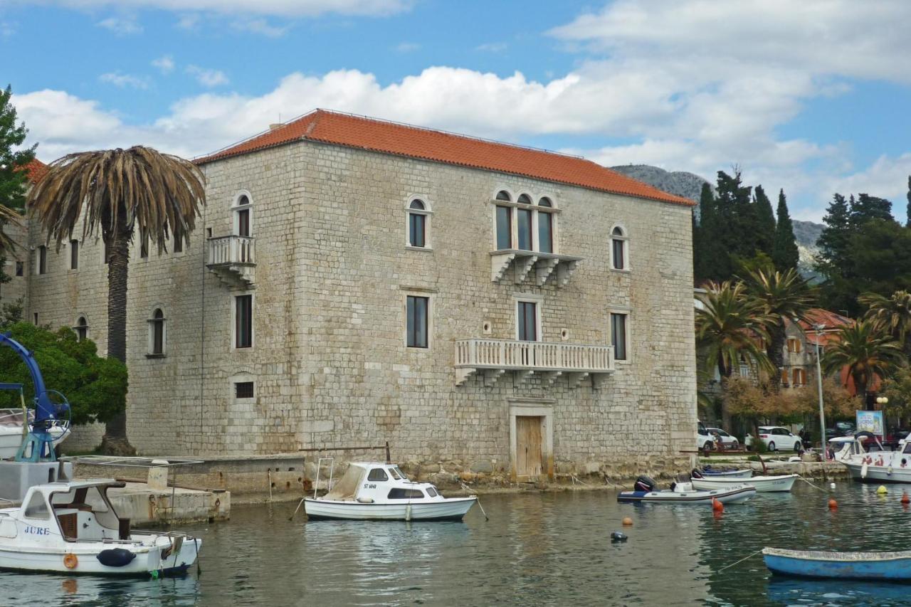 Apartment Dajana Near The Beach Kaštela Exterior foto